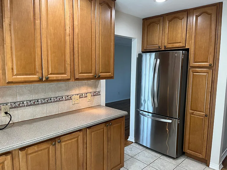 21 Westmoreland Dr — Photo 4