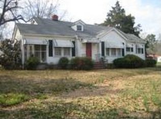 1025 Elm St, Elberton, GA 30635
