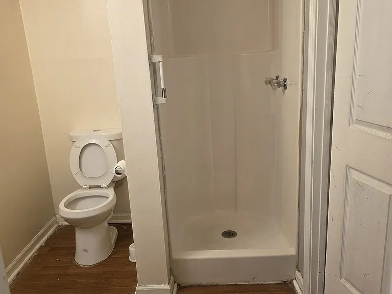 6512 Charter Way — Photo 5