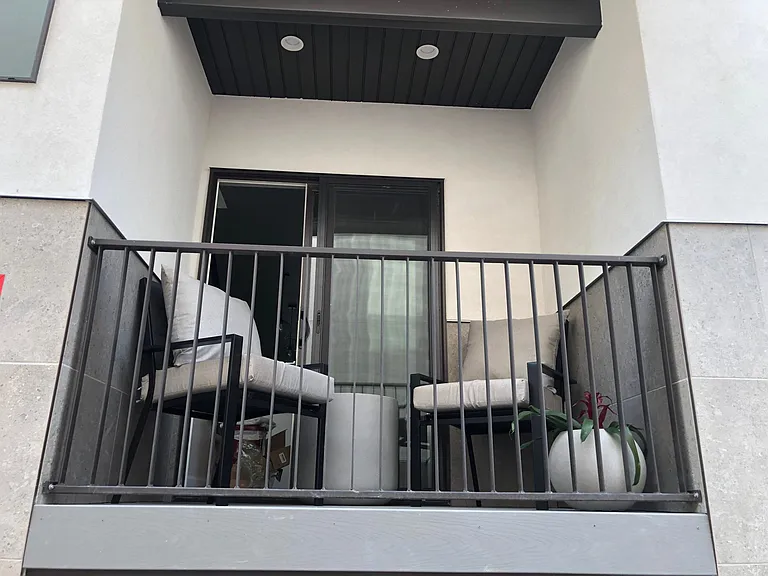 423 E 2100 S — Photo 1