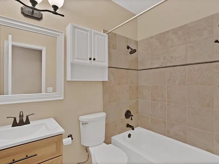 5708 McKinley Ln — Photo 28