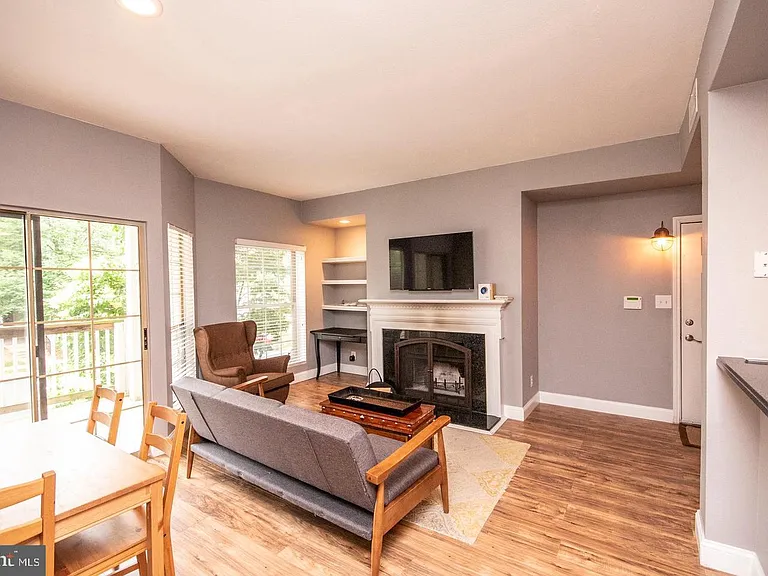 3920 Penderview Dr #324 — Photo 31