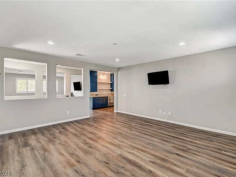 3741 Glasstop Dr — Photo 37