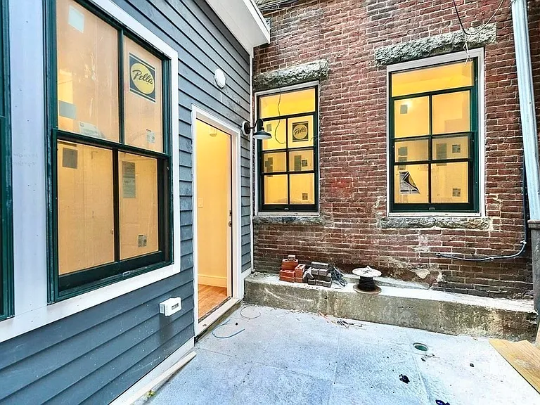 18 Grove St #1 — Photo 10