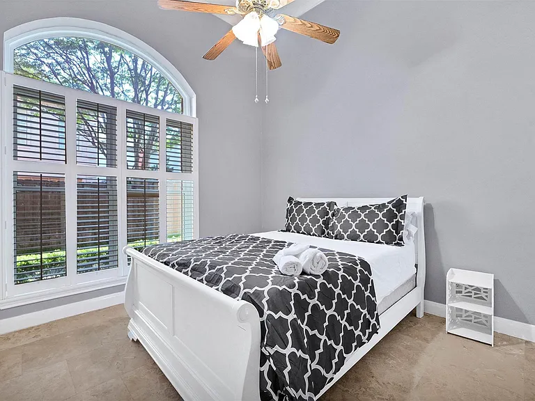 1802 Potomac Dr #C — Photo 33