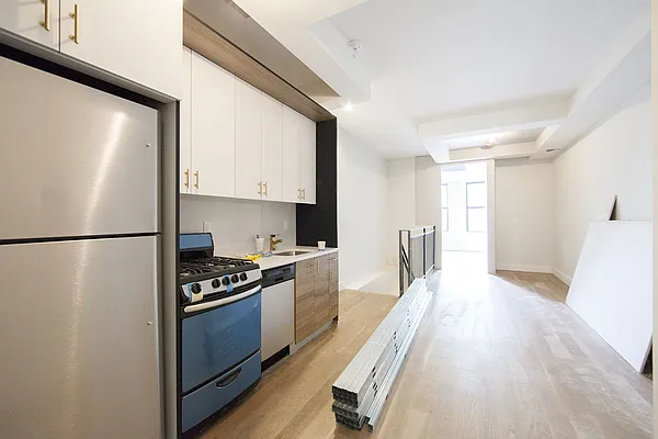 Rented by Brooklyn Group | media 45