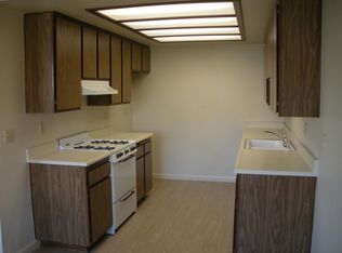 9725 Ramona St #5, Bellflower, CA 90706