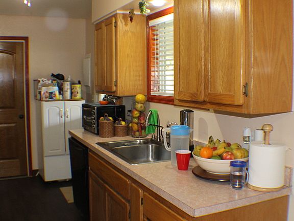 4th image of 2515 NE 86th Ave