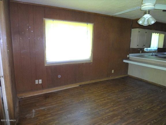 4th image of 183 Gulino St