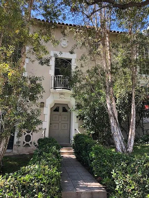 1 bed, 850 sqft, $3,200 — Photo 1