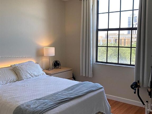 4th image of 1900 Van Buren St APT 507B
