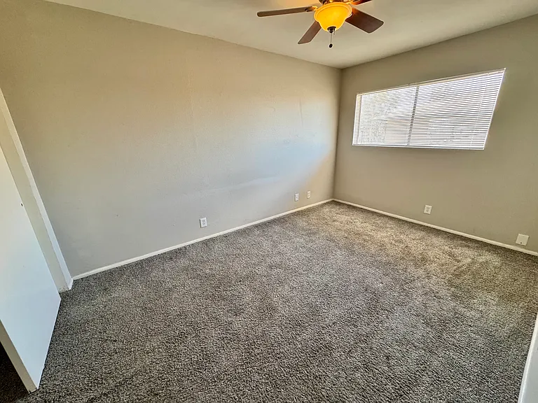 286 W Palomino Dr #98 — Photo 8