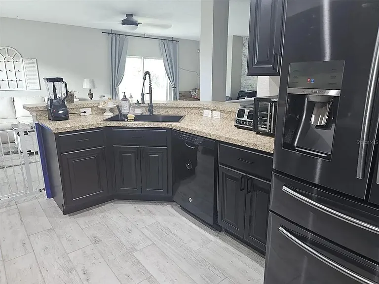 1357 Sequoia Rd NW — Photo 10