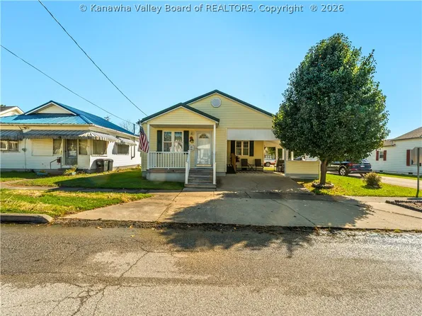 1301 Washington Ave, Milton, WV 25541