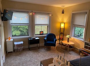 4236 Spruce St #3F, Philadelphia, PA 19104