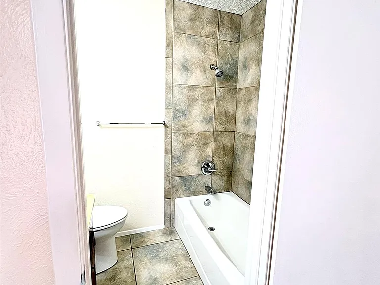 1212 Leander Rd #A — Photo 16