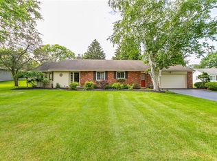 79 N Country Club Dr, Rochester, NY 14618