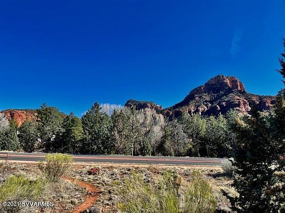 2nd image of 221 Juniper Trl