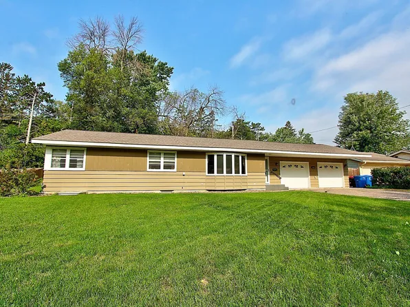 1828 Twin Bluff Rd, Red Wing, MN 55066