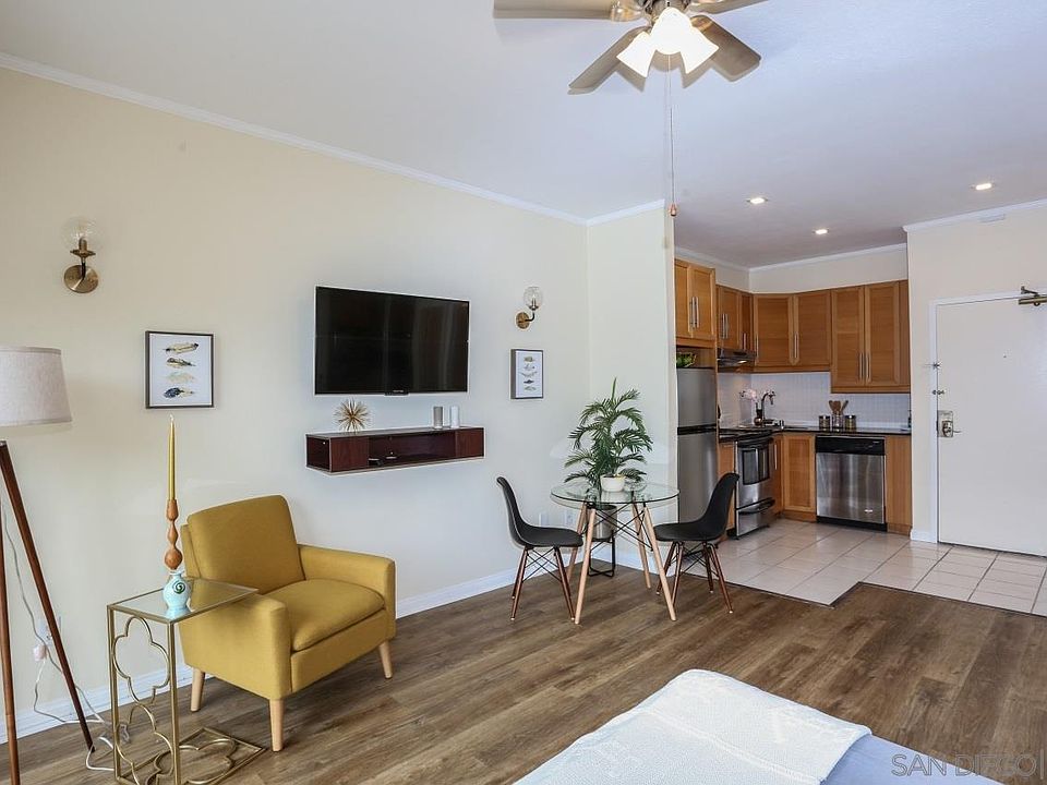 1st image of 2650 Broadway APT 320