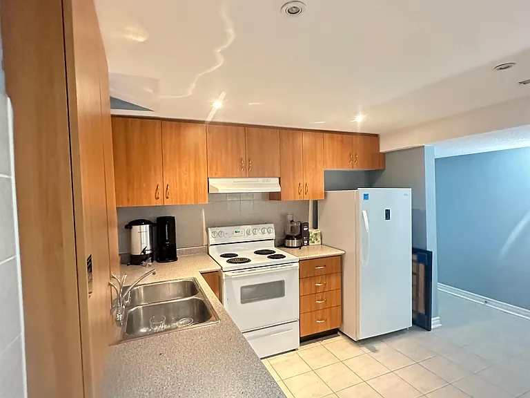 84 Forecastle Rd #BASEMENT — Photo 9