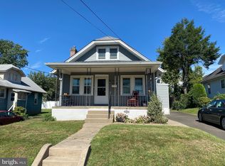 209 Inman Ter, Willow Grove, PA 19090