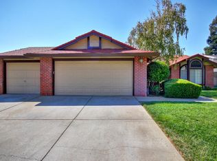9232 Bromfield Ct, Elk Grove, CA 95624