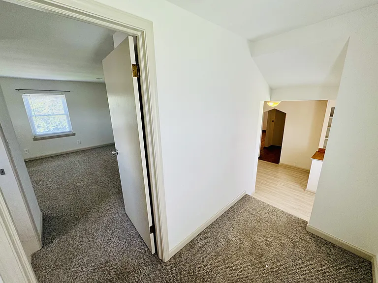 1393 Saratoga Ave — Photo 10