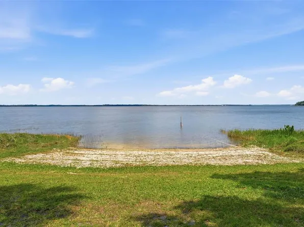 119 Lake Shore Cir, Leesburg, FL 34788