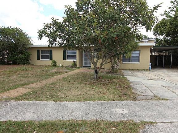 3rd image of 2315 Barksdale Dr