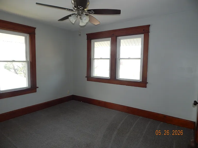 210 Roslyn Ave NW — Photo 13
