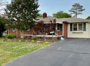 587 E Main St, Duncan, SC 29334