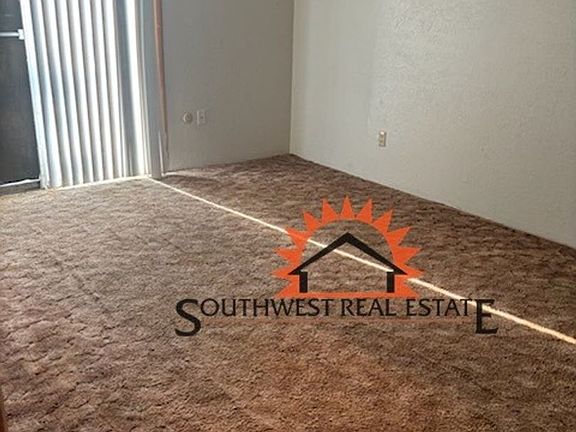 2nd image of 816 Wright St #4