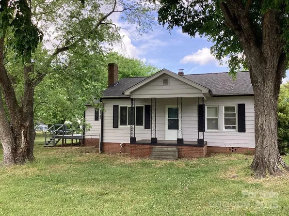 4630 Roberta Rd, Concord, NC 28027