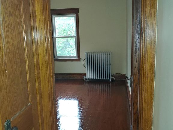 4th image of 1638 S 50th Ct Floor 1