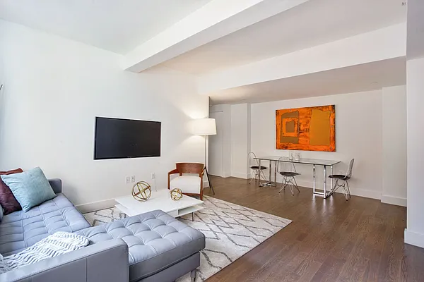 Sold by Compass | media 34