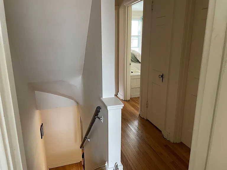 5829 Elwood St — Photo 11