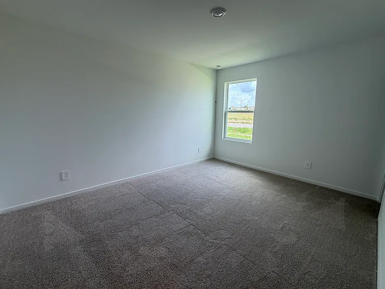 323 Nola Ln — Photo 21