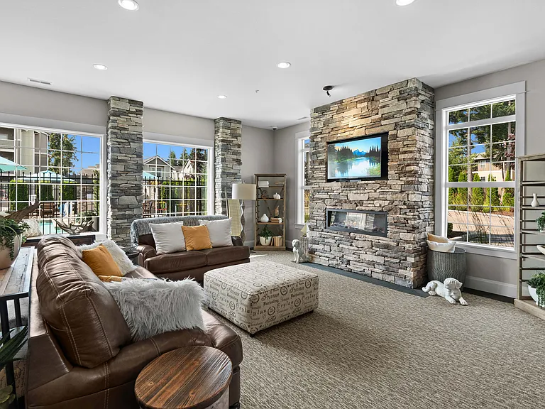 Flat Screen TV and TV Seating l Luxury Apartments in Puyallup, WA l Silver Creek