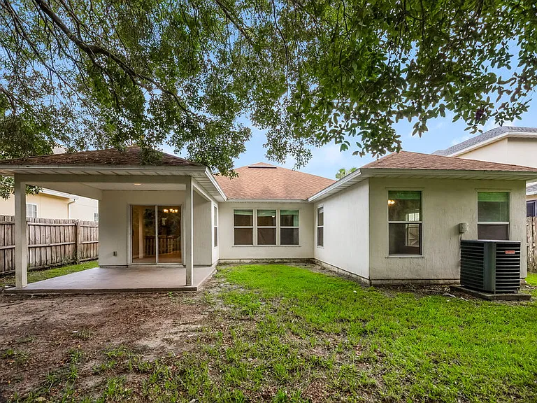 12616 Pine Marsh Way — Photo 16