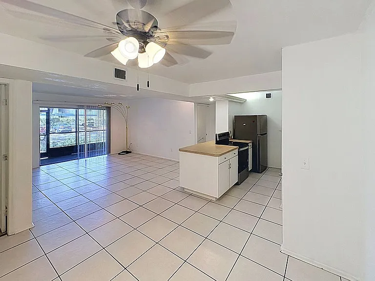 4411 Shady Terrace Ln #109 — Photo 4