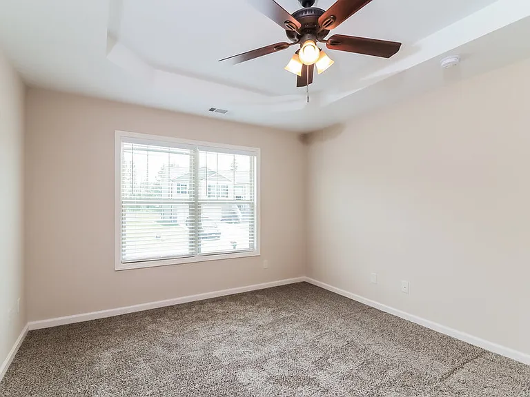 427 Charleston Pl — Photo 12