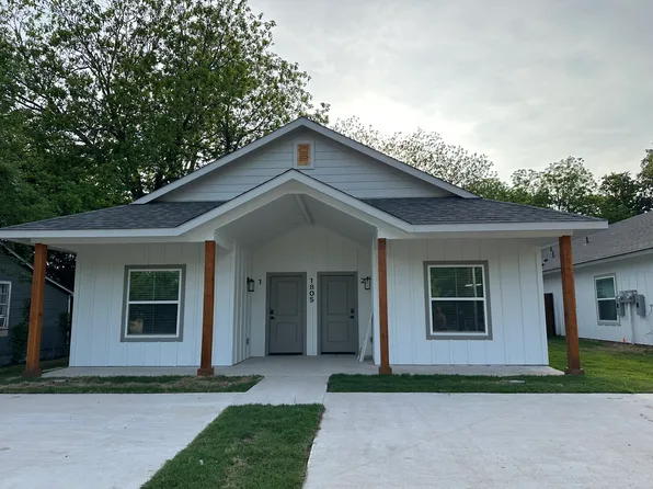 1805 Franklin Ave, Bonham, TX 75418