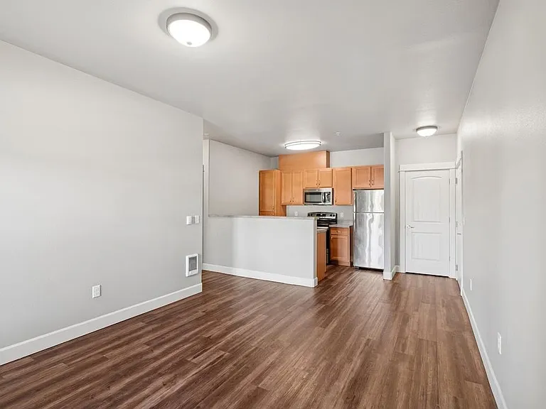 Cascade Ridge — Photo 11
