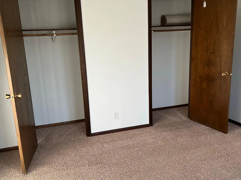 6710 S 83rd Ave #8 — Photo 10