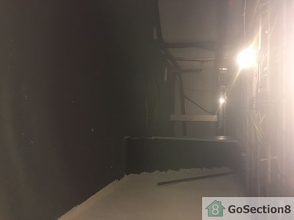 4th image of 2614 N Franklin St
