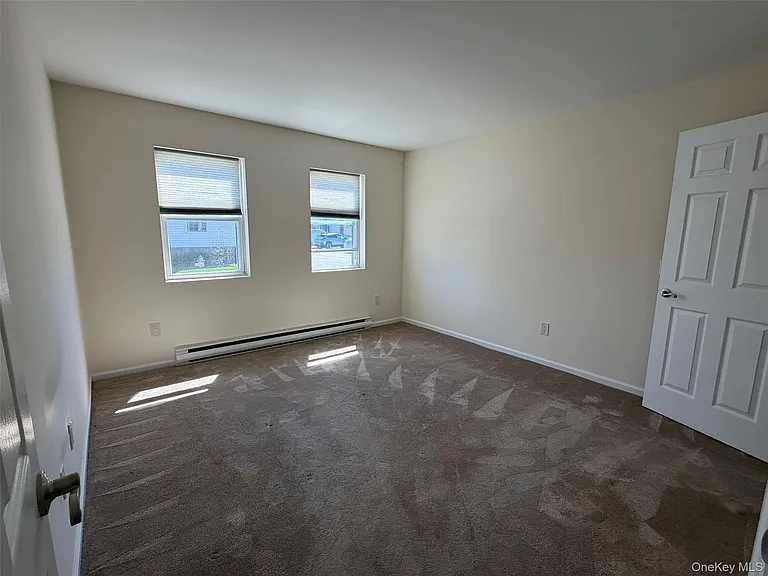 25 Athens Ct — Photo 7