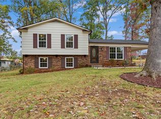 257 Logan Ct, King, NC 27021