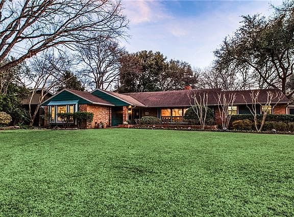 2nd image of 10552 Somerton Dr