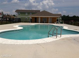 2000-B Magazine St, Ocean Springs, MS 39564